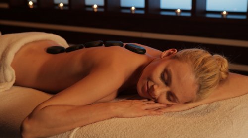 Široká nabídka masáží a beauty